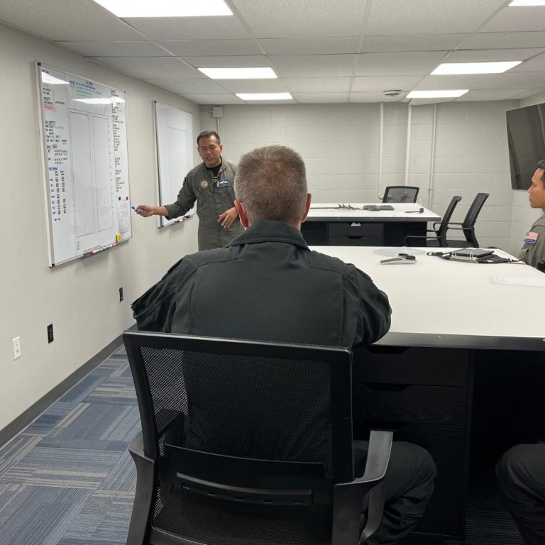 8 Briefing room at Advanced Aircraft Simulation Centre ITTC