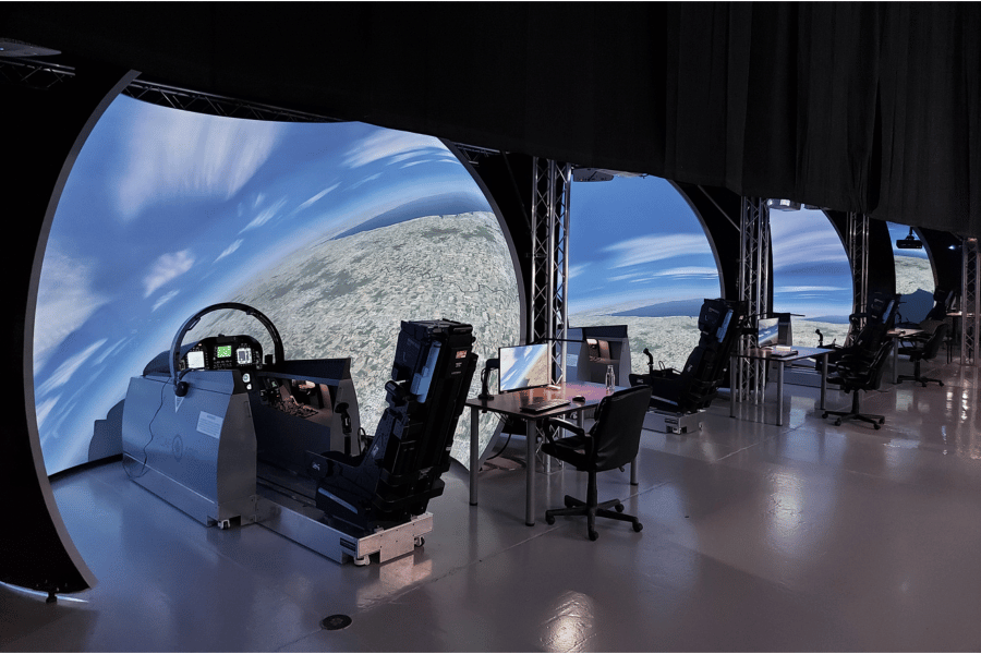 4 fast jet simulator domes