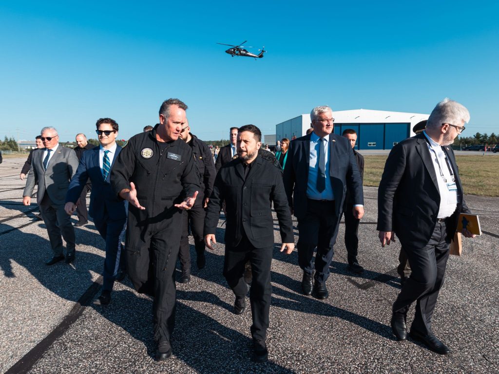 1789328111310 Dave Lohse, CEO of ITPS/ITTC, with Ukraine President Volodymyr Zelenskyy